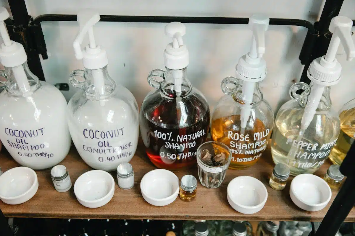 Les astuces pour un lavage de cheveux écolo