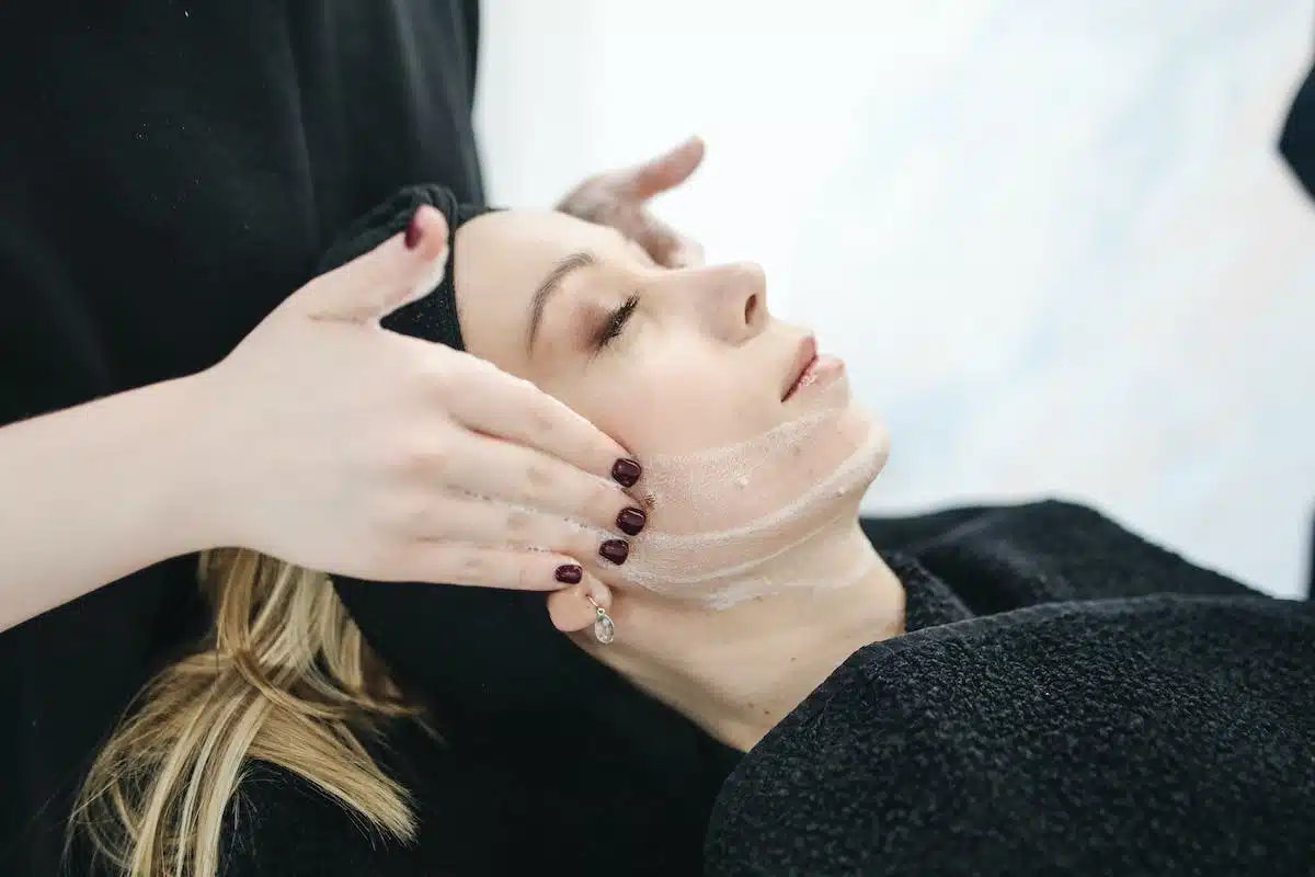 Les clés d’une routine de soin du visage performante