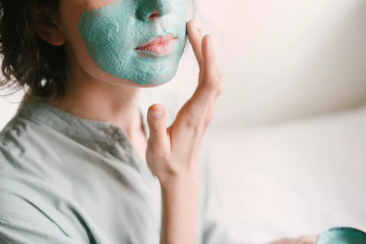 Les secrets pour prévenir les signes du vieillissement de la peau