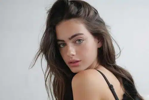 Betul Yilmazturk : redéfinir les normes de beauté en France