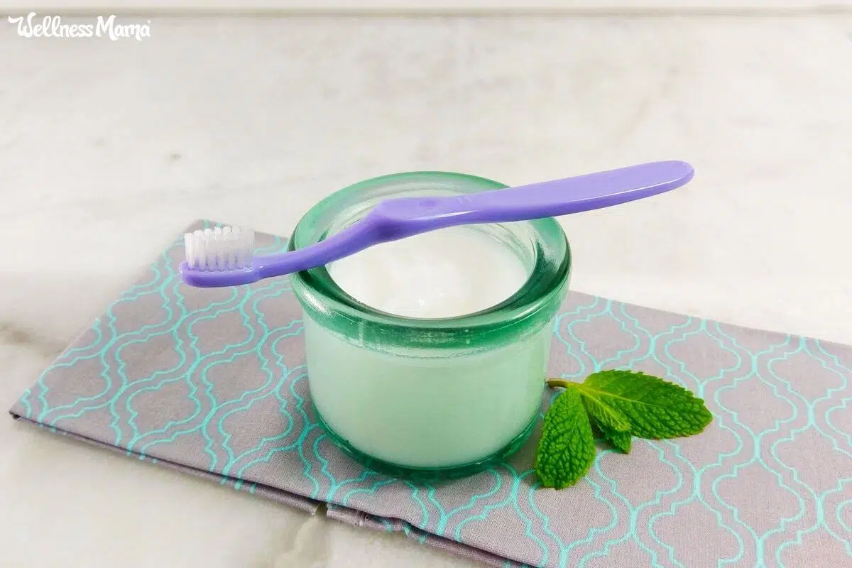 Comment faire un dentifrice ?
