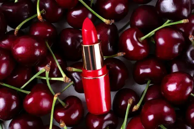 Rouge à lèvre bio vegan : le produit cosmétique révolutionnaire